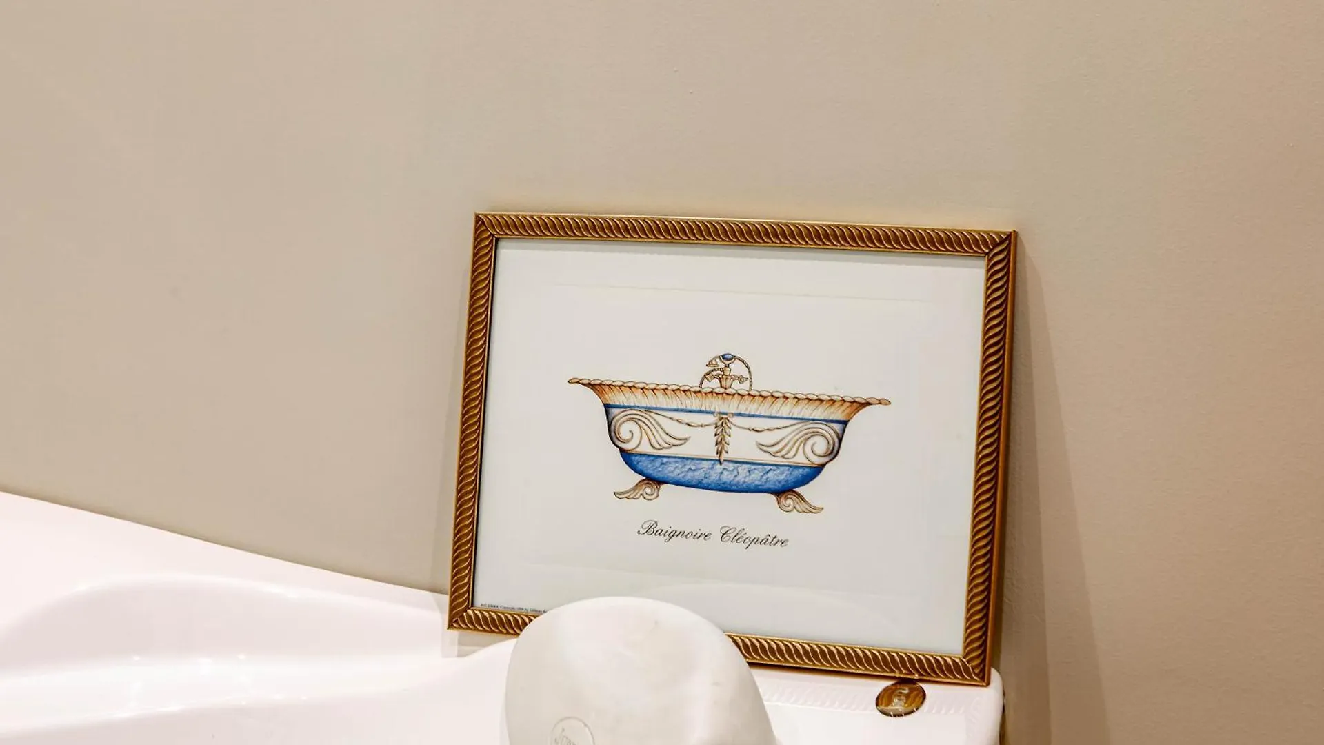 H11 The Queen'S Apartment Ariston - Centro Sanremo 0*,  Italia