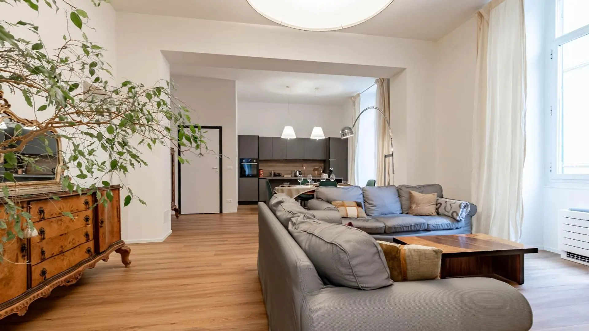 H11 The Queen'S Apartment Ariston - Centro Sanremo